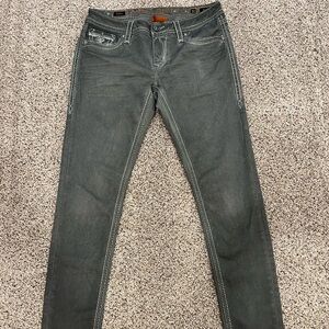 Women’s Rock Revival Delisa Skinny Jeans size 31 Sequins